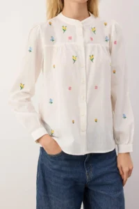 TRENDYOLMİLLA Ecru Çiçek Embroidered Oversized Weaving Shirt - Image 3