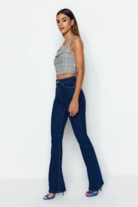 TRENDYOLMİLLA More Sustainable Navy Blue High Waist Middle Flexible Flare flared leg jeans - Image 4