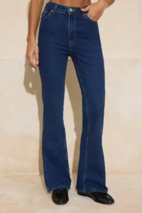 TRENDYOLMİLLA Dark Blue High Waist Less Flexible flared leg Flare jeans - Image 3
