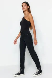 TRENDYOLMİLLA Black High Waist Mom 100% Cotton Non-Stretch jeans - Image 3
