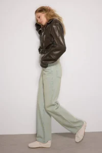 TRENDYOLMİLLA Mavi Soluk Efekt Vintage High Waist Wide Leg Wide Leg 100% Cotton Non-Stretch jeans
