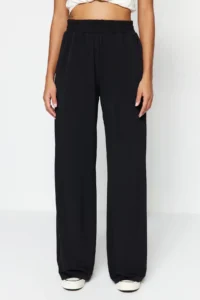 TRENDYOLMİLLA Black Wide Leg/Rahat Kesim High Waist Flexible Knitting Pants - Image 3