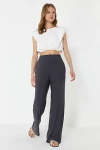 TRENDYOLMİLLA Anthracite Wide Leg/Rahat Kesim High Waist Flexible Pants - Image 4