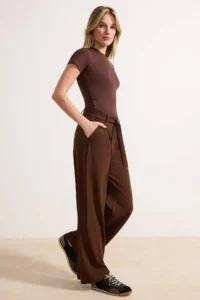 TRENDYOLMİLLA Dark Brown Arched Wideleg/Wide Leg Regular Waist smart Crepe Material Knitting Pants - Image 2