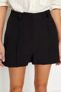 TRENDYOLMiLLA Black Rib Detailed Weaving Shorts - Image 6