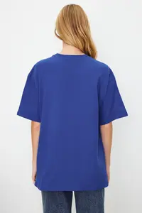 TRENDYOLMİLLA Saks Blue 100% Thick Cotton Oversized/Wide Pattern Crew Neck Knitting T-Shirt - Image 5