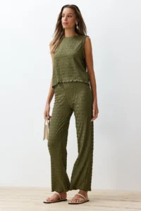 TRENDYOLMİLLA Khaki textured Regular/Normal Pattern Zero Sleeve Flexible Knitting Blouse Pants Top and Bottom Set - Image 2