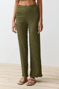 TRENDYOLMİLLA Khaki textured Regular/Normal Pattern Zero Sleeve Flexible Knitting Blouse Pants Top and Bottom Set - Image 5