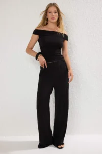 TRENDYOLMİLLA Black Carmen Collar Flexible Knitting Blouse/Pants Top and Bottom Set