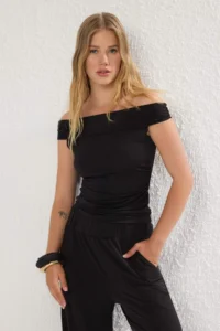 TRENDYOLMİLLA Black Carmen Collar Flexible Knitting Blouse/Pants Top and Bottom Set - Image 2