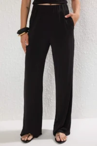 TRENDYOLMİLLA Black Carmen Collar Flexible Knitting Blouse/Pants Top and Bottom Set - Image 3