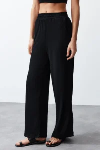TRENDYOLMİLLA Black relaxed/Rahat Kesim Knitting Kimona Pants Top and Bottom Set - Image 5