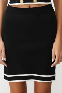 TRENDYOLMİLLA Black Super Crop/Short Jacket/Skirt Knitwear Top and Bottom Set - Image 6