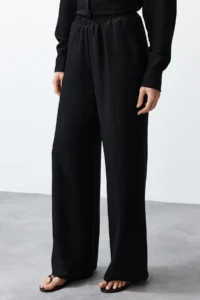 TRENDYOLMİLLA Black Weaving Shirt-Pants Apoletli Set - Image 5