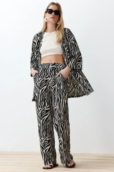 TWOSS24AU00103-BLACK_1