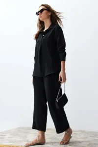 TRENDYOLMİLLA Black Weaving buttoned Shirt-Pants Set