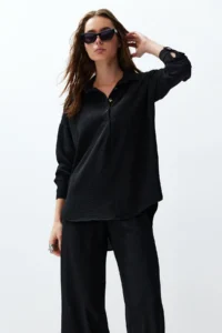 TRENDYOLMİLLA Black Weaving buttoned Shirt-Pants Set - Image 3