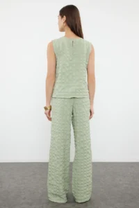 TRENDYOLMİLLA Mint Crepe Weaving Blouse-Pants Set - Image 5