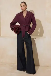 TRENDYOLMİLLA Burgundy Premium Weaving Crop Blazer Jacket - Image 2