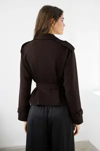 TRENDYOLMİLLA Dark Brown Premium Weaving Crop Blazer Jacket - Image 4