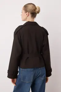 TRENDYOLMİLLA Dark Brown Premium Weaving Crop Blazer Jacket - Image 8