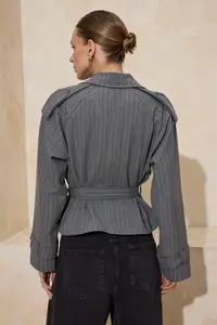 TRENDYOLMİLLA Gray Striped Premium Weaving Crop Blazer Jacket - Image 4