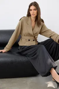 TRENDYOLMİLLA Mink Premium Weaving Crop Blazer Jacket - Image 3