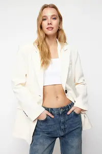 TRENDYOLMİLLA Ecru Oversized Basic Weaving Blazer Jacket - Image 4