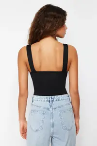 TRENDYOLMİLLA Black Fitted Back Detailed Square Neck snaps Flexible Knitting Bodysuit .D.00026 - Image 6