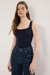 TRENDYOLMİLLA Navy Blue Fitted Back Detailed Square Neck snaps Flexible Knitting Bodysuit .D.00026 - Image 2