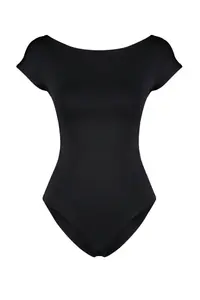 TRENDYOLMİLLA Black Fitted Boat Neck Flexible snaps Knitting Bodysuit .D.00029 - Image 8