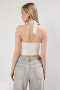 TRENDYOLMİLLA Ecru Barbell Neck Crop Flexible Knitting Blouse - Image 5