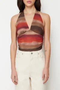 TRENDYOLMİLLA Multicolored Barbell Neck Fitted Patterned Crop Flexible Knitting Blouse - Image 4