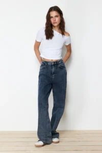 TRENDYOLMİLLA White Shirred Asymmetric Yaka Flexible  Knitting Blouse - Image 3