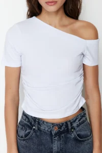 TRENDYOLMİLLA White Shirred Asymmetric Yaka Flexible  Knitting Blouse - Image 4