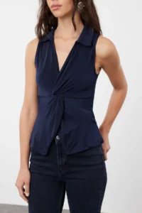 TRENDYOLMİLLA Navy Blue Fitted Polo Shirt Collar Flexible Knitting Blouse - Image 4