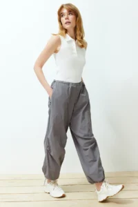 TRENDYOLMİLLA Ecru buttoned Polo Shirt Collar Zero Sleeve Ribbed Flexible Knitting Blouse - Image 3