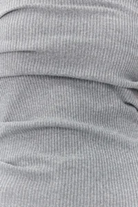 TRENDYOLMİLLA Gray Drape Detailed Lurex/Silvery Strapless Flexible Knitting Blouse - Image 4