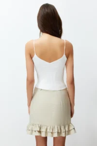 TRENDYOLMİLLA Ecru Crop Basic Blouse - Image 6