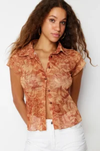 TRENDYOLMİLLA Multicolored Fitted Shirt Collar Tulle Flexible Knitting Blouse - Image 3