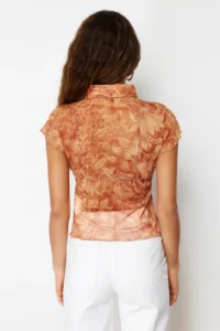 TRENDYOLMİLLA Multicolored Fitted Shirt Collar Tulle Flexible Knitting Blouse - Image 6