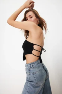 TRENDYOLMİLLA Black Dog collar Crop Back Detailed off shoulder Knitting Blouse