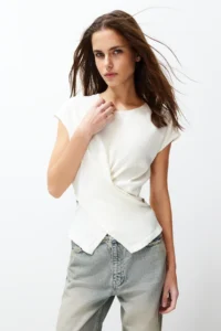 TRENDYOLMİLLA Ecru Cotton T-Shirt Look Blouse - Image 2