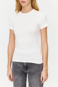 TRENDYOLMİLLA Ecru Viscous/Soft Material Flexible Knitting Blouse - Image 5