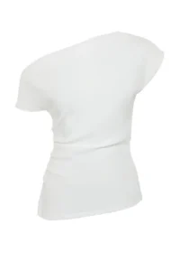 TRENDYOLMİLLA Ecru Boat Neck Fitted Weaving Blouse - Image 7