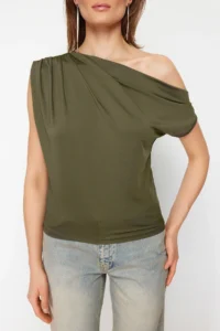 TRENDYOLMİLLA Khaki Regular/Normal Pattern Asymmetric Collar Zero Sleeve Flexible Knitting Blouse - Image 4
