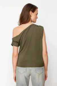 TRENDYOLMİLLA Khaki Regular/Normal Pattern Asymmetric Collar Zero Sleeve Flexible Knitting Blouse - Image 6
