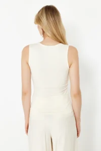 TRENDYOLMİLLA Stone Plain Square Neck Sleeveless Shirred Fitted Flexible Knitting Blouse - Image 5