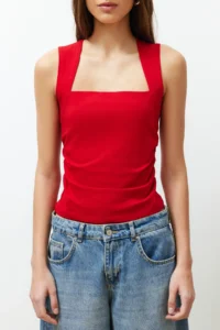 TRENDYOLMİLLA Rejection Plain Square Neck Sleeveless Shirred Fitted Flexible Knitting Blouse - Image 4