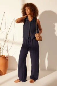 TRENDYOLMİLLA Navy Blue 100% Linen Sleeveless Blouse - Image 2